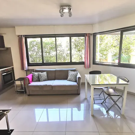 Апартаменты Miami - Neuf - Centre - Plages - Gare - A Pied - Equipe Сен-Рафаэль